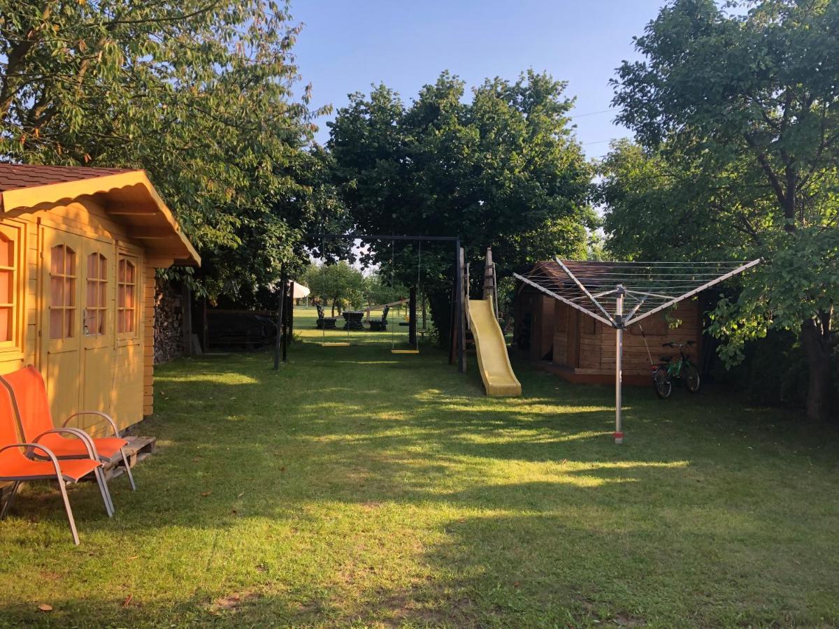 Apartamento Kleine Weisse Doppelhaushaelfte Częstochowa Exterior foto