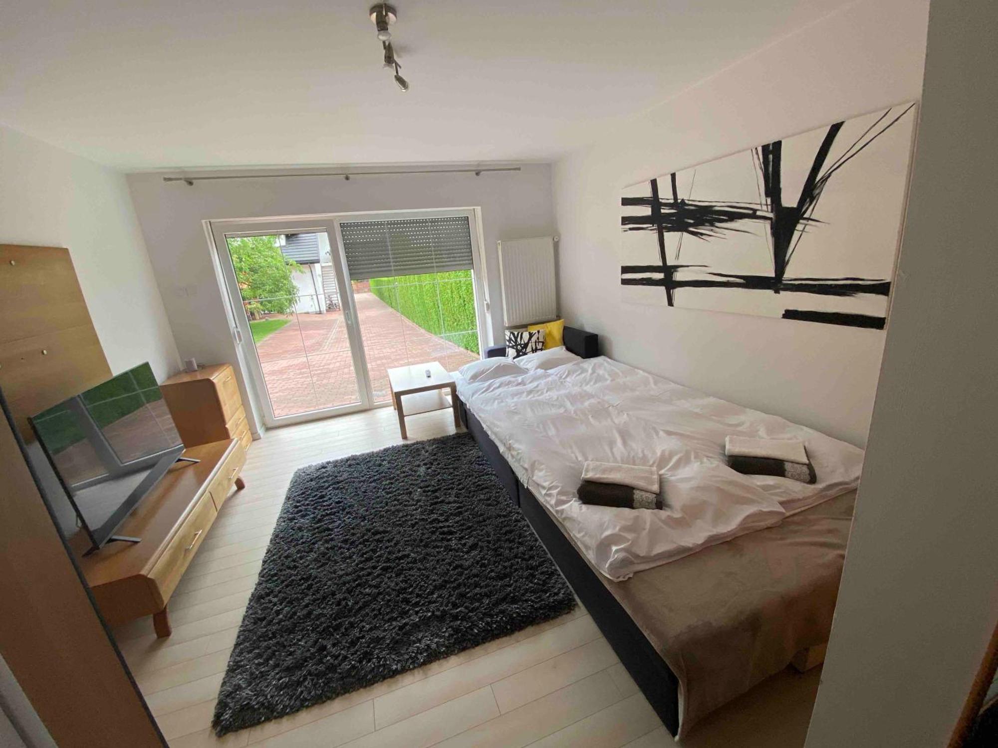 Apartamento Kleine Weisse Doppelhaushaelfte Częstochowa Exterior foto